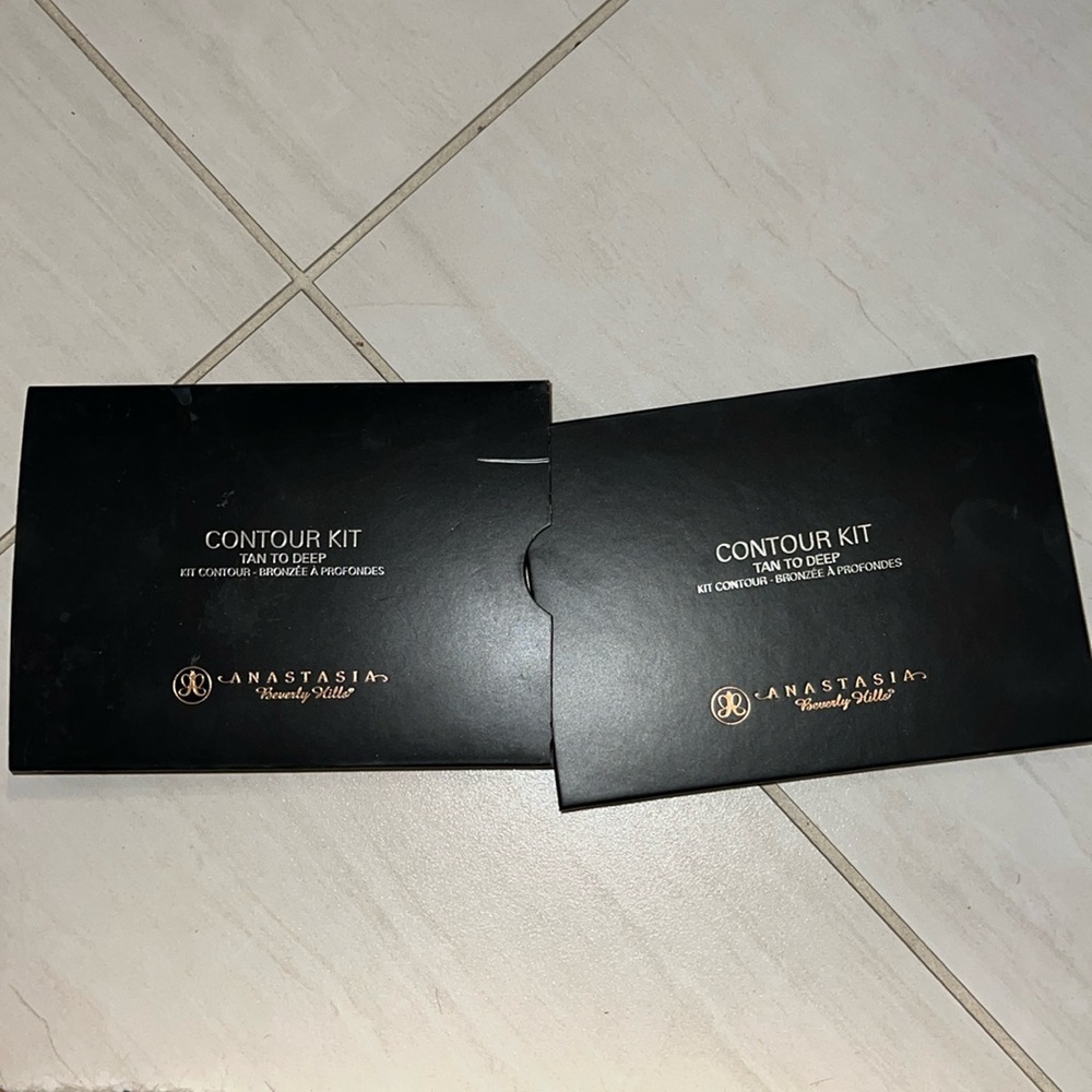 Anastasia contour kit, Tan to  deep